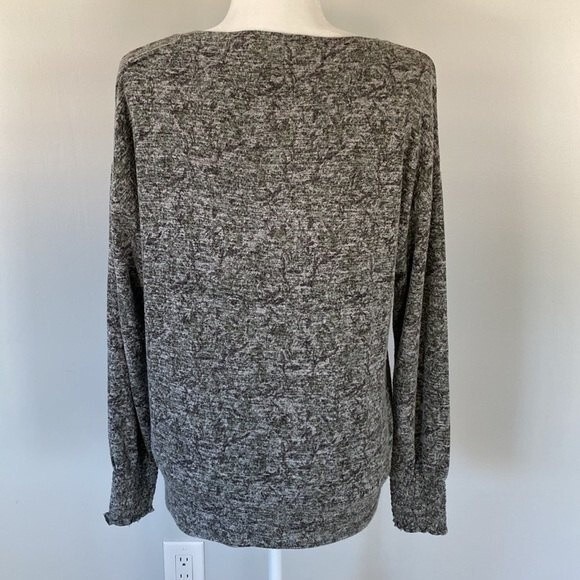 Lucky Brand Long Puffed Sleeve Knit Sweater Top Crew Neck Viscose Soft Comfy - Picture 3 of 15